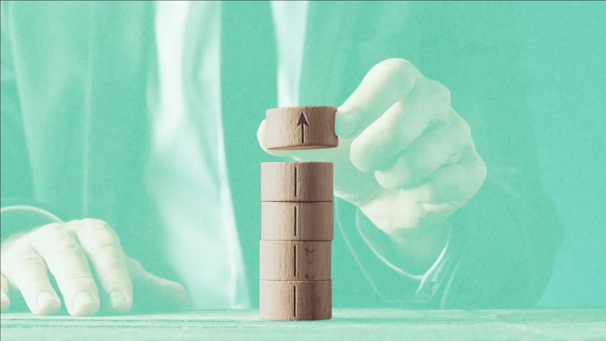 stacking-up-arrow-blocks