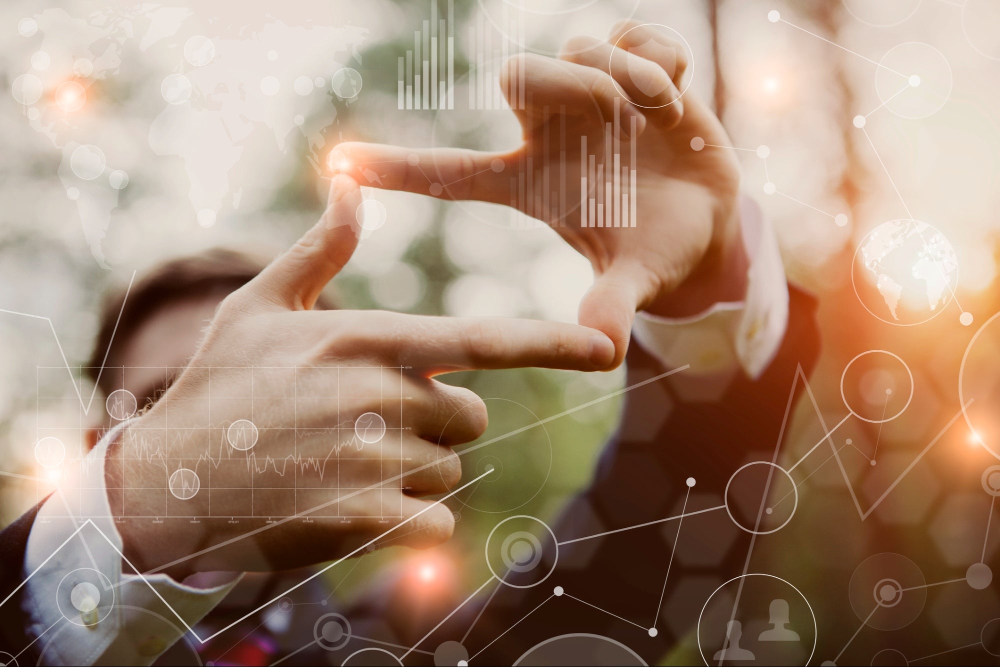 looking-through-hands-at-ideas