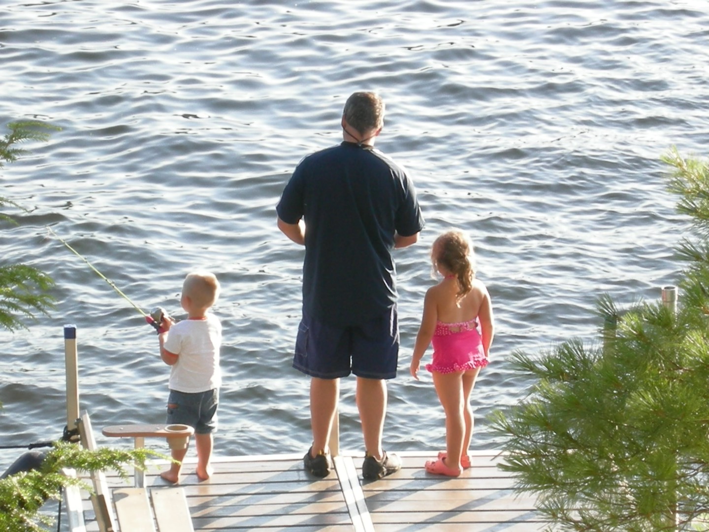 Brendan- fishing-with-kids